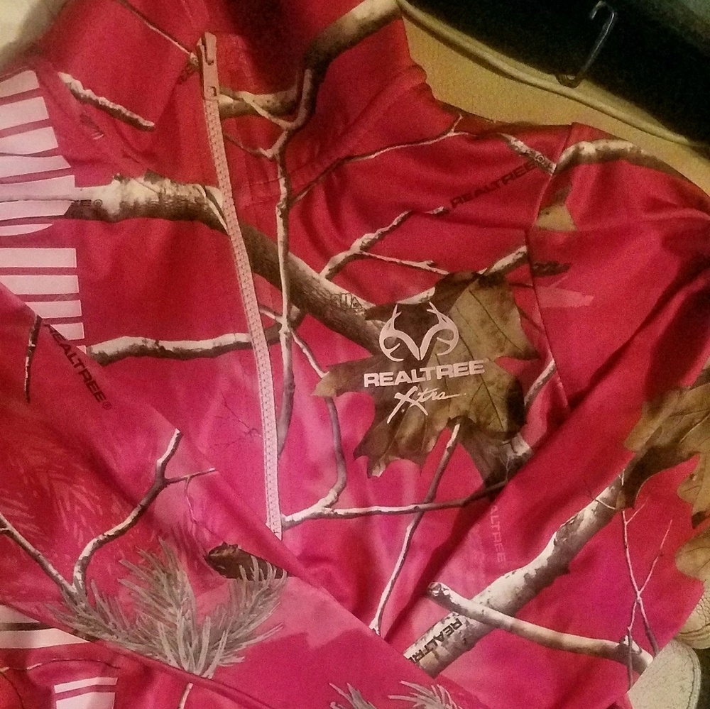 Realtree Hot Pink Half Zip Pullover Sweater
